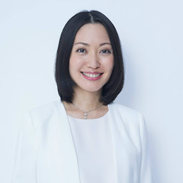 服部 結花氏